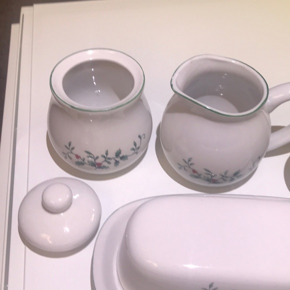Stoneware Accessory Set - Picture 3 of 5